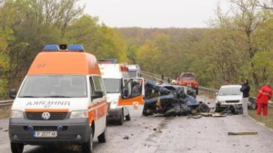Болка! Млад мъж изгоря жив в лек автомобил! Болка! Млад мъж изгоря жив в лек автомобил!