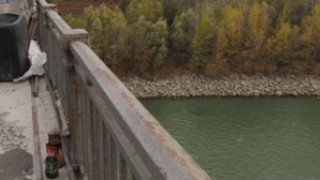 Потресаващи разкрития за 18-годишната Деница, която беше открита мъртва!