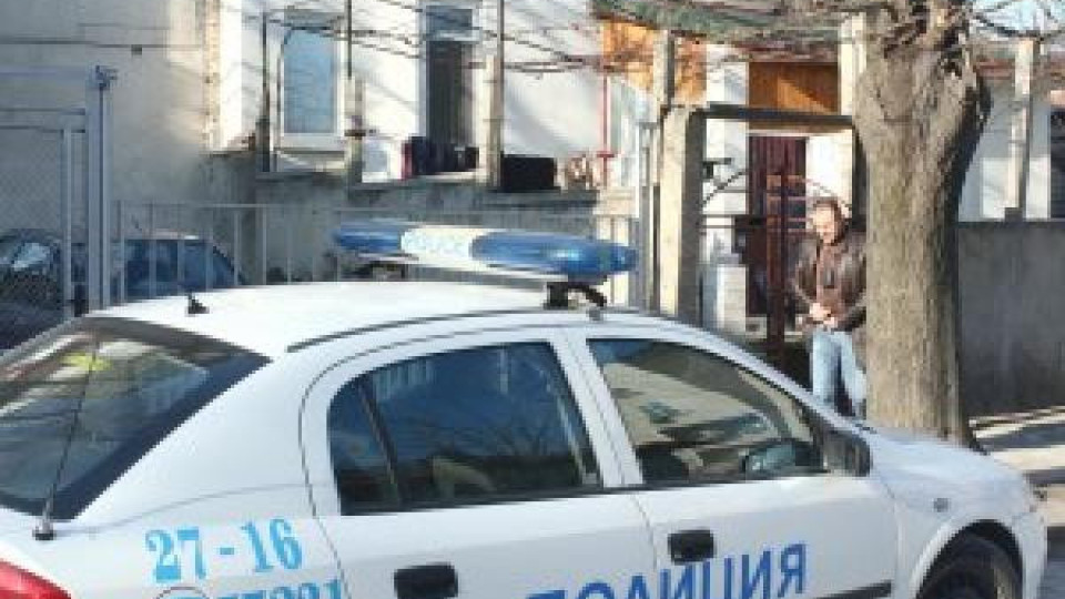 Семейство се страхува! Синът им Деян е в неизвестност от 14 дни! Семейство се страхува! Синът им Деян е в неизвестност от 14 дни!