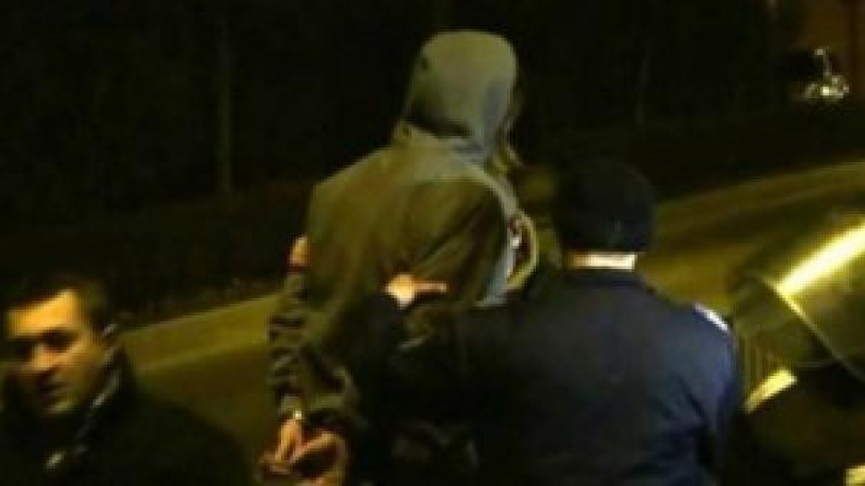 Варненец заплаши да се самоубие с детето си! Варненец заплаши да се самоубие с детето си!
