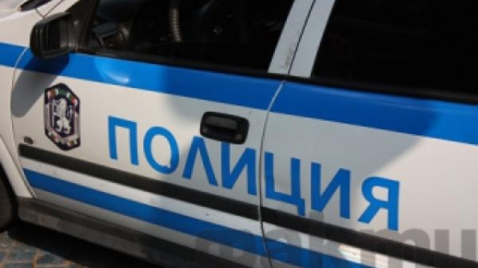 Телефонни измамници взеха 3650 лв. от възрастна жена Телефонни измамници взеха 3650 лв. от възрастна жена