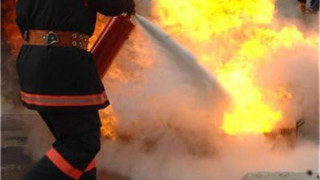 Страшен пожар избухна в дома на общински съветник!