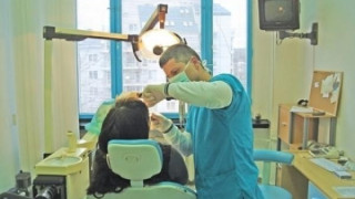 23-годишна варненка наби зъболекаря си