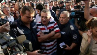 Приятел издаде скандалните тайни на Петното!