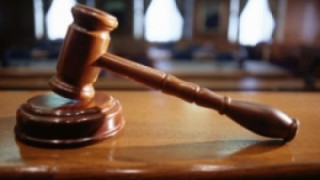 Ученик убил учителката си, обвинен и в нейното изнасилване