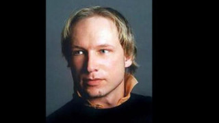 Масов убиец се оплаква от нехуманно отношение