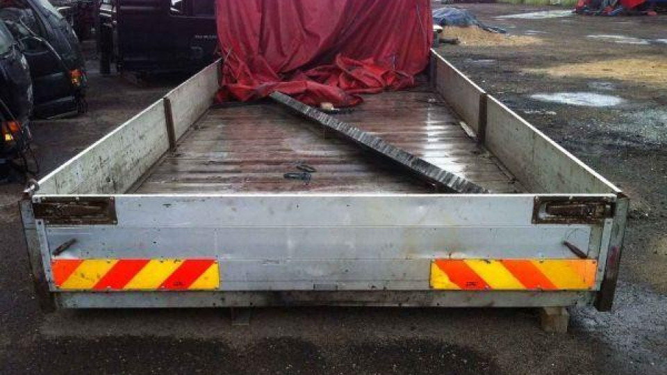 39-годишен бургазлия загина след падане от каросерията на товарен автомобил 39-годишен бургазлия загина след падане от каросерията на товарен автомобил