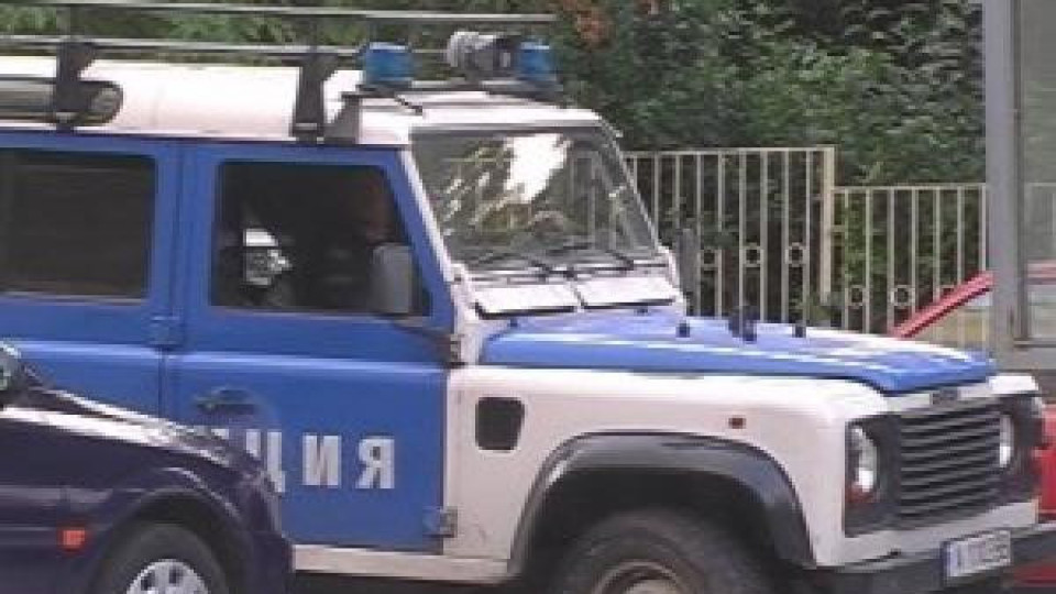 13-годишно дете помагало за обирите в приморското село Веселие 13-годишно дете помагало за обирите в приморското село Веселие