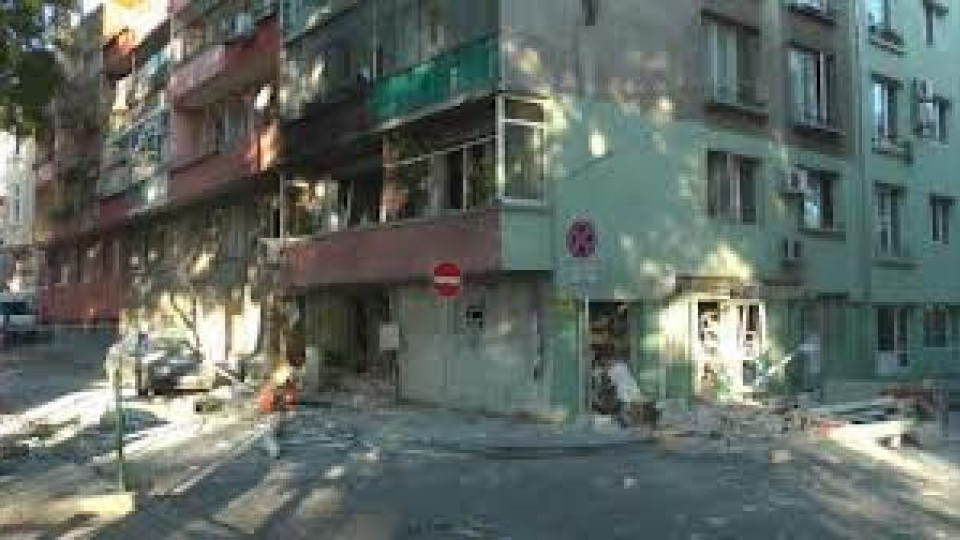 Взрив на трафопост в центъра на Бургас. Няма жертви и пострадали.