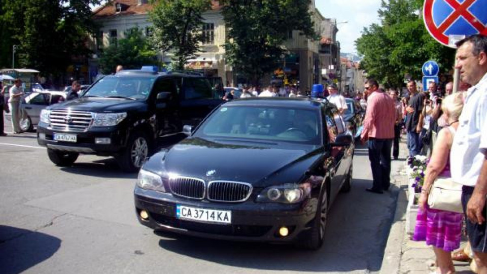 Интерпол прибави още няколко българи за издирване