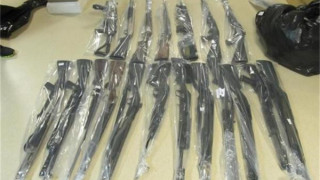 Над 4 000 незаконни автомата иззети от дома на магната Палис