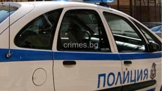 Стрелба и ранени полицаи във Варна. Какво се случва?