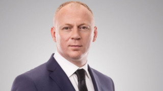 Евродепутат от делегацията на “Възраждане“ иска отлагане на доклада за Северна Македония
