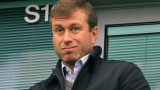 Британското правителство заплаши руския олигарх Роман Абрамович със съд