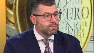 МФ: Работодателят е длъжен, когато се превалутира заплатата, тя да бъде закръглявана в полза на служителя