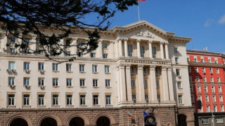 Записи, арести и оставки