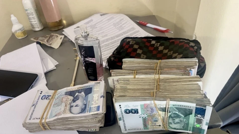 ГДБОП разби група за изнудване и рекет в Разлог, задържани са осем души