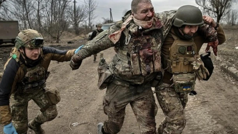 Украински войници дезертират, страхуват се от екзекуция