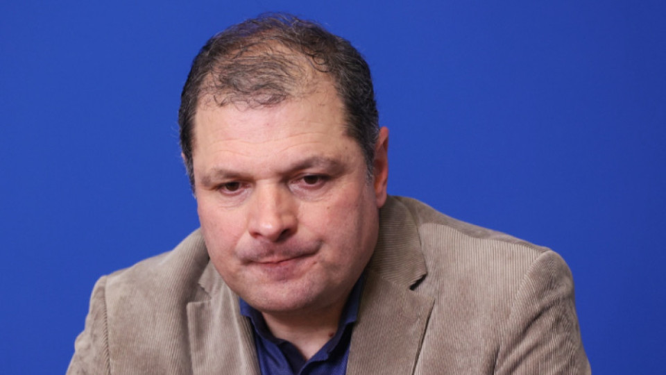 Доц. Иво Инджов: България се превърна в държава на изтеклите мандати