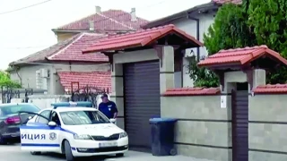 Заклаха жена на полицай, докато той е на дежурство