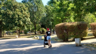 Правилата за получаване на детски надбавки и социални помощи при родители, които са се разделили, но нямат официален брак