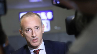 Вълчев предлага дебат за забрана за използване на социални мрежи от деца под 15 г.