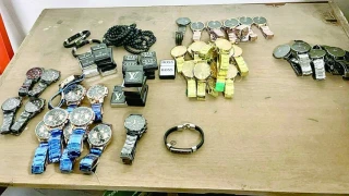 Разследват кражби на стоки, иззети от митничари