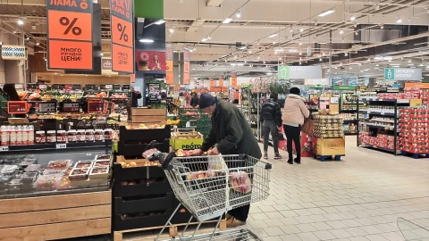 Държавата се „бори“ ден и нощ, но цените продължават да вървят нагоре