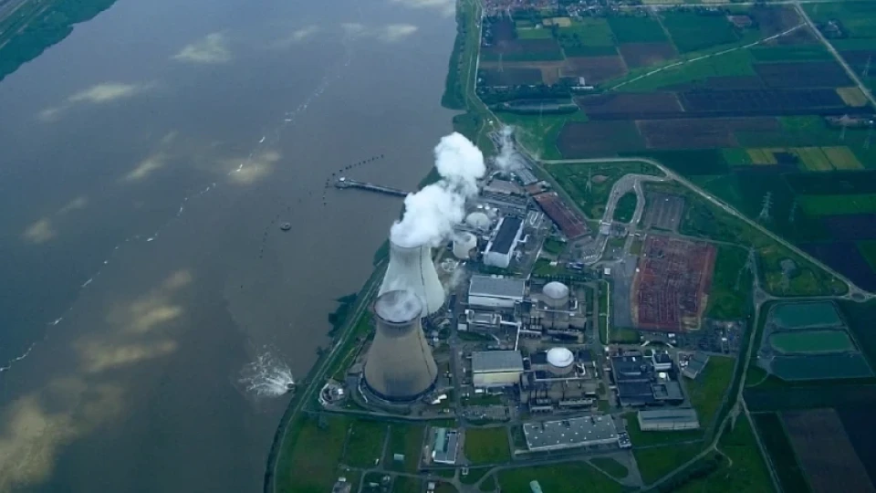 Засякоха 3 дрона над белгийска атомна централа