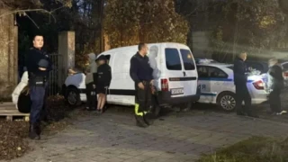 Спасиха четирите деца, качили се на изоставена сграда в столицата