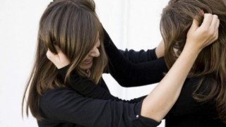 Жени се млатиха в сладкарница