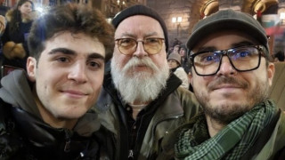 Три поколения непримиримост: Как едно семейство лекари заявява гражданската си позиция