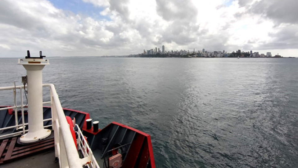 Ето докъде стигна българският кораб, плаващ към Антарктида