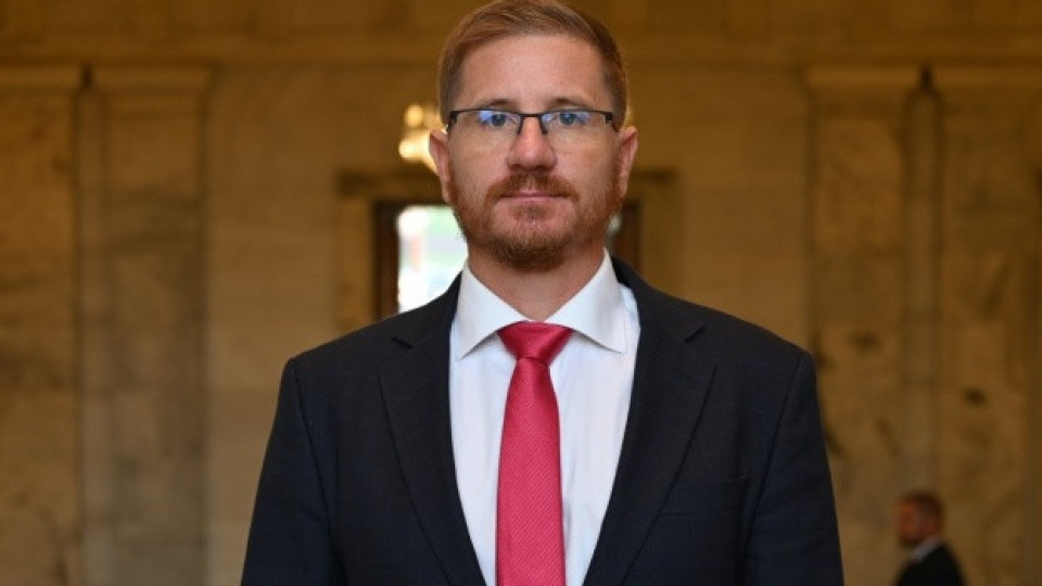 Димо Дренчев принуди КЕВР да шамароса ЕРМ-Запад - дължат обезщетения на 5898 души