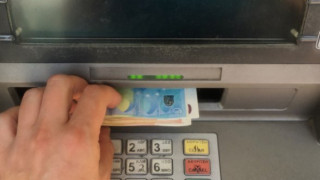 933 хиляди картови транзакции за първите 48 часа след приемането на еврото