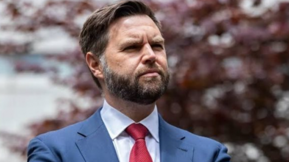 Нападение срещу дома на Джей Ди Ванс