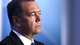 Медведев: Русия ще използва ядрени оръжия, само ако се почувства застрашена