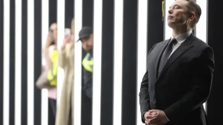 Илон Мъск: Това са действия на тиранин! Великобритания се превърна в най-лошия кошмар на Оруел