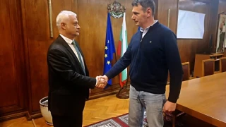 Министър Дечев разговаря с кмета на Бистрица