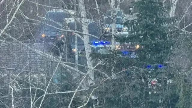 В София: Училищен автобус катастрофира, шофьорът получил инфаркт