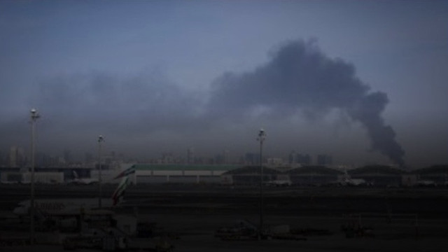 Иранските удари по летищата в Дубай и Абу Даби взеха жертва, а 11 са ранени