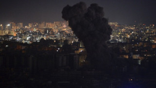 Хиляди хора започнаха да бягат от Бейрут, след като Израел заповяда на цели квартали да напуснат домовете си