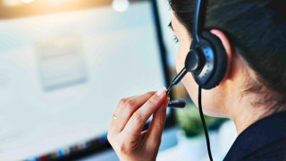 Училище за измами: Как оператори в колцентър се представят за лекари