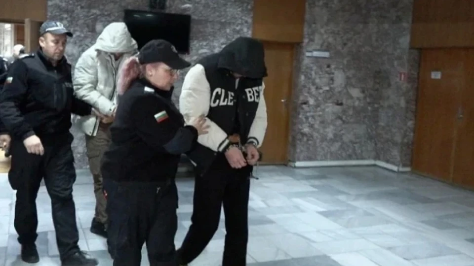 Настаняват в психиатрични заведения обвиняемите по делото за убийството в Мадан