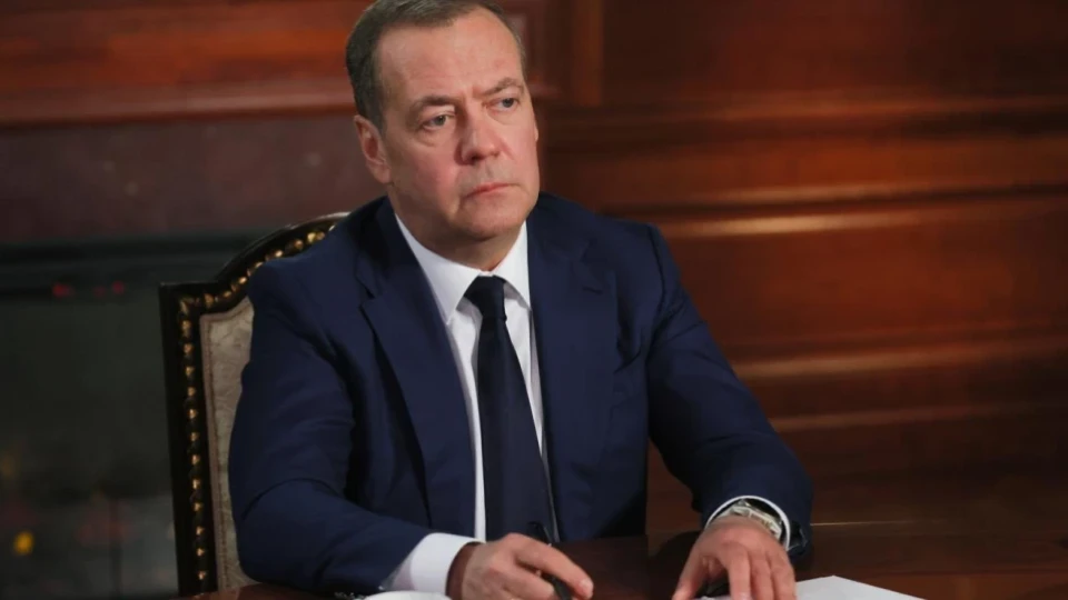 Медведев: Ядреният сблъсък между Израел и Иран става неизбежен