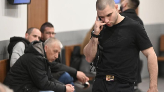 Вместо да заловят прокурорския син Васил Михайлов, полицаите в Перник тормозят жертвите му