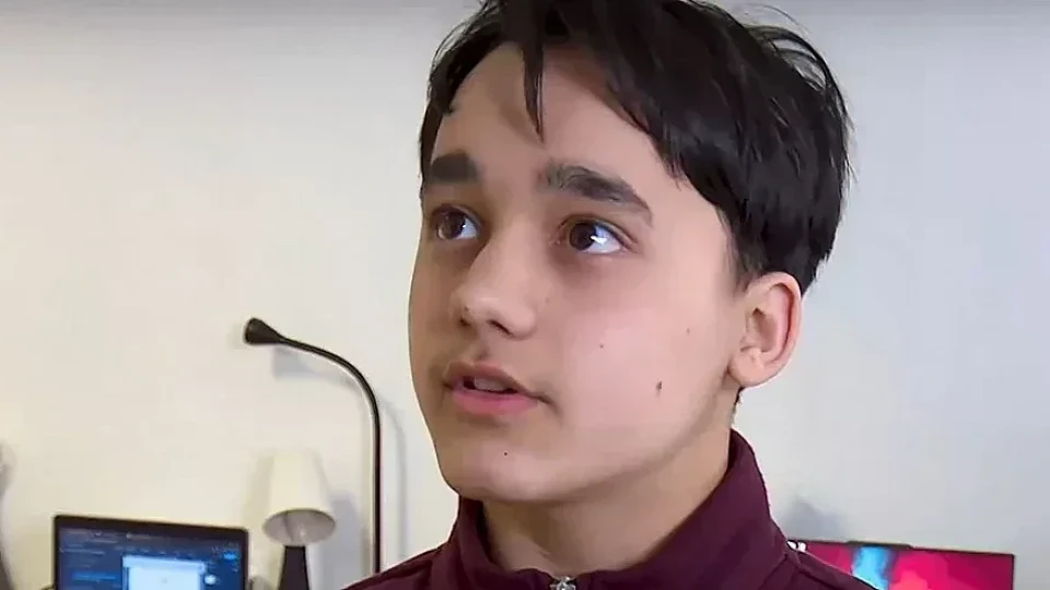 „Виртуален учител“: Дете от Варна създаде онлайн платформа, която да помага на учениците