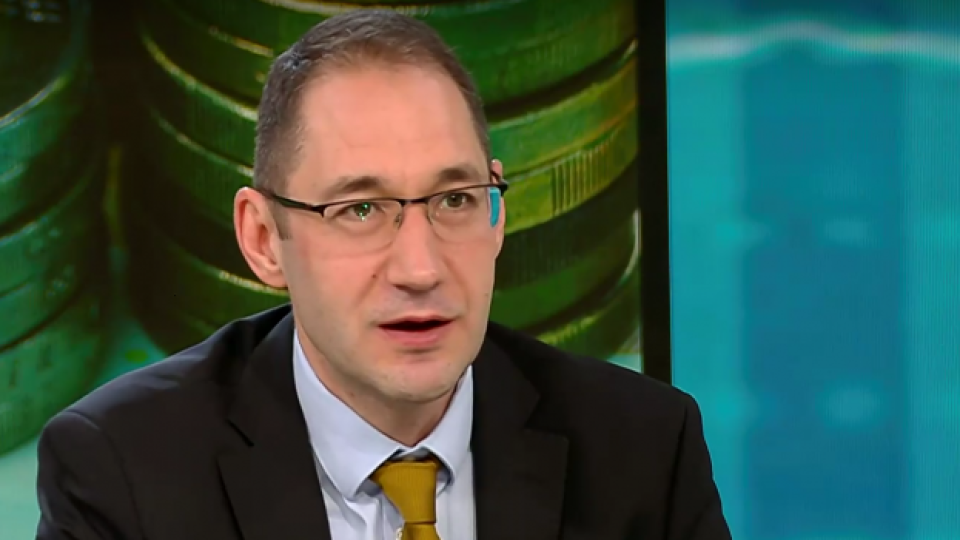 Георги Ангелов: Инфлацията се подхранва от натрупването на дългове