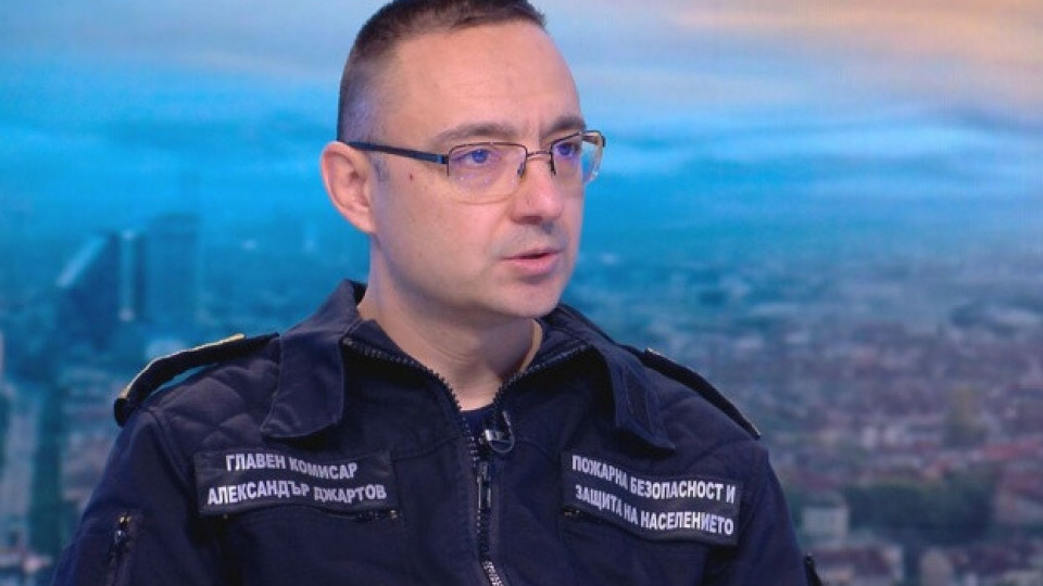 Главен комисар Александър Джартов: Реките се оттеглят, но опасността остава. Има евакуирани