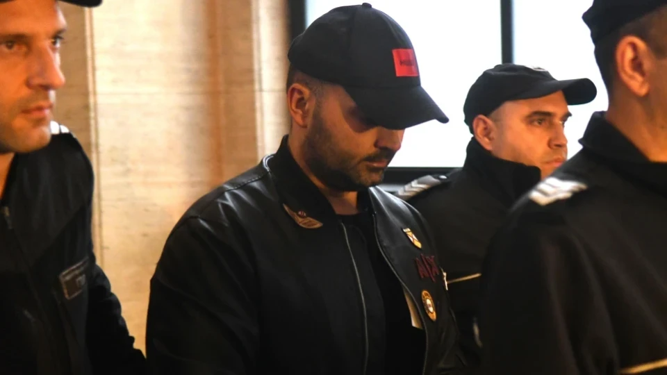 Скандал в съда: Оправдаха полицаите, обвинени, че са пуснали пияния убиец на френски турист